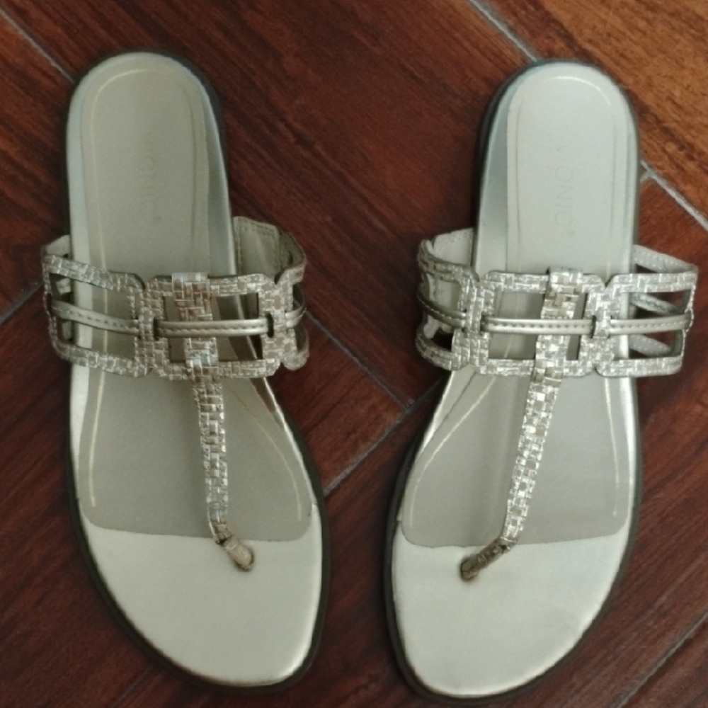 💋 VIONIC Alvana Women's Elegant Gold Sandals 💋 - Picture 3 of 8